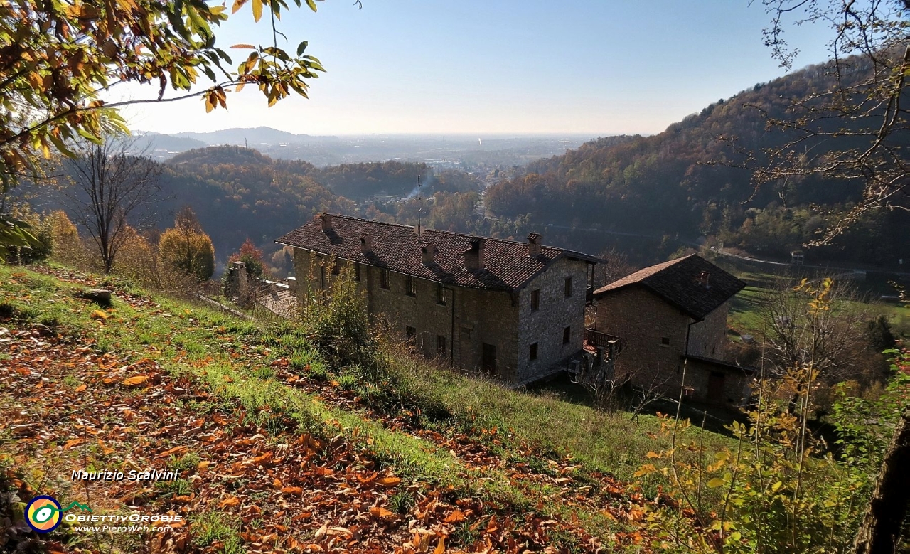 30 Cascina Belvedì, il suo panorama....JPG